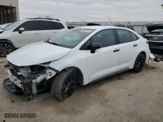 2021 Toyota Corolla SE with VIN 5YFS4MCE3MP061852, listed as a Copart auction lot 43637015 with 70,849 mi miles and Salvage Title. Bid and sale history available at carsss.com. Image 1.