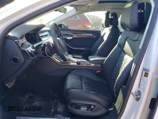 2023 Audi S8 z VIN WAULSAF85PN000614, wystawiony jako Copart lot #84752864 z przebiegiem 20 079 mil mil oraz Szkoda całkowita • Salvage title. Historia ofert i sprzedaży dostępna na DreamBid. Obrazek 7.