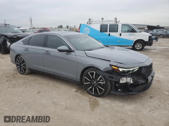 2025 Honda Accord Touring with VIN 1HGCY2F81SA001588, listed as a Copart auction lot 88773825 with 4,899 mi miles and Salvage title. Bid and sale history available at DreamBid. Image 4.