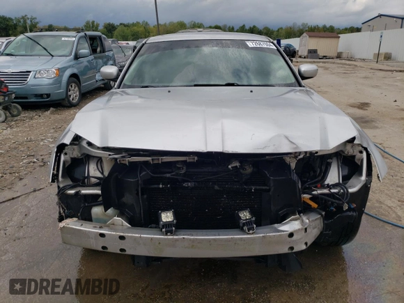 2006 Dodge Magnum z VIN 2D4FV47V86H414767, wystawiony jako Copart lot #72687004 z przebiegiem 245 247 mil mil oraz Nie do naprawy • Non repairable. Historia ofert i sprzedaży dostępna na DreamBid. Obrazek 5.