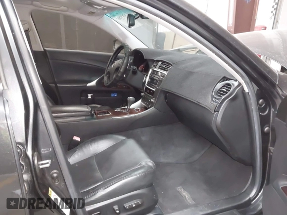2008 Lexus IS with VIN JTHBK262085076032, listed as a IAAI auction lot 41839802 with 184,279 mi miles. Bid and sale history available at carsss.com. Image 5.