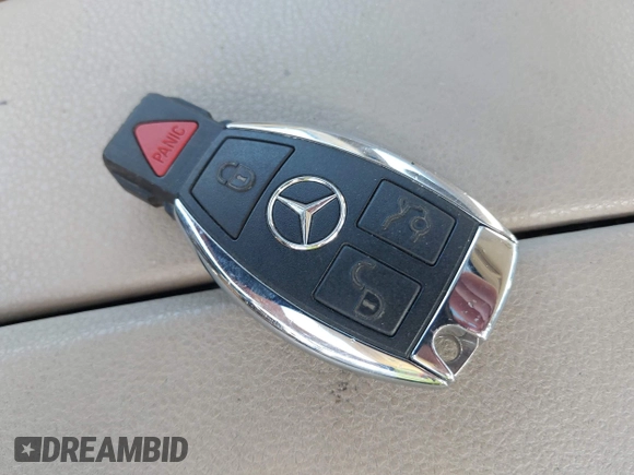 2013 Mercedes-Benz C 300 Sport z VIN WDDGF8AB2DR287909, wystawiony jako IAAI lot #42144796 z przebiegiem 171 534 mil mil oraz . Historia ofert i sprzedaży dostępna na DreamBid. Obrazek 11.