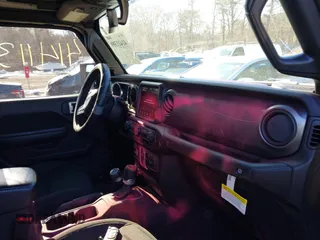 2023 Jeep Wrangler с VIN 1C4JJXN67PW621024, выставлен на аукционе IAAI как лот 41411389 с пробегом 21 306 миль миль и . История ставок и продаж доступна на DreamBid. Изображение 5.