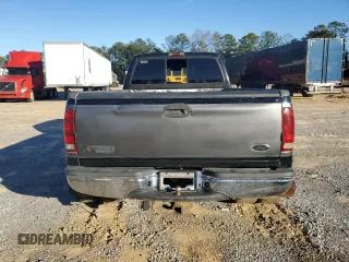 2002 Ford F-350 XL z VIN 1FTWW33F22EC09806, wystawiony jako Copart lot #87634095 z przebiegiem Nie podano mil oraz Czysty tytuł • Clean title. Historia ofert i sprzedaży dostępna na DreamBid. Obrazek 6.