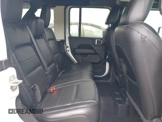 2020 Jeep Wrangler Unlimited Sahara с VIN 1C4HJXEN3LW243588, выставлен на аукционе IAAI как лот 42289351 с пробегом 67 825 миль миль и . История ставок и продаж доступна на DreamBid. Изображение 8.