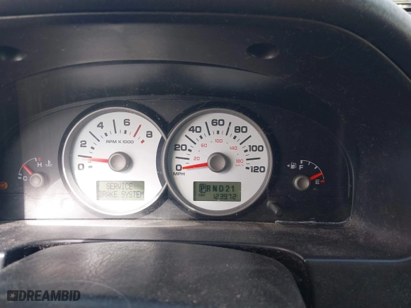 2005 Ford Escape Limited with VIN 1FMYU94125KA81010, listed as a IAAI auction lot 41865373 with 123,972 mi miles. Bid and sale history available at carsss.com. Image 7.