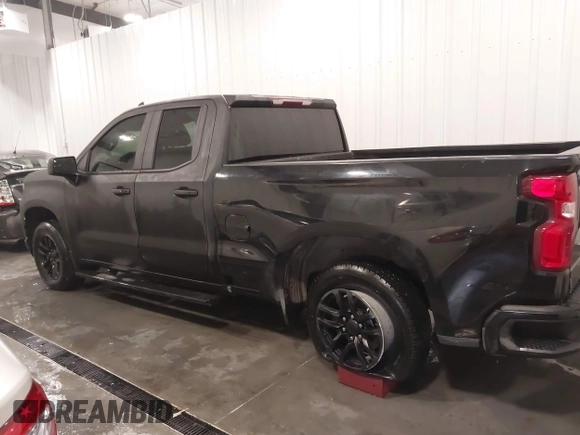 2021 Chevrolet Silverado 1500 RST with VIN 1GCRYEEDXMZ135111, listed as a IAAI auction lot 41398152 with 54,051 mi miles and . Bid and sale history available at DreamBid. Image 15.