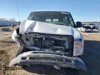 2013 Ford Econoline Passenger XL with VIN 1FBSS3BL0DDA73643, listed as a Copart auction lot 83105404 with 375,209 mi miles and Salvage Title. Bid and sale history available at DreamBid. Image 5.