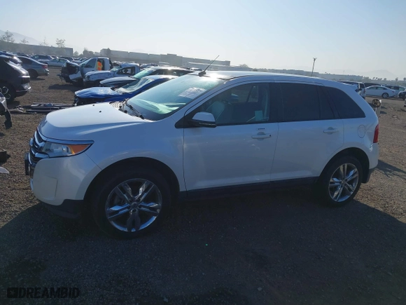2013 Ford Edge SEL with VIN 2FMDK3JC8DBE38075, listed as a IAAI auction lot 41836234 with 110,772 mi miles. Bid and sale history available at carsss.com. Image 15.