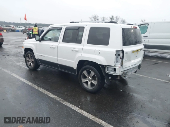 2017 Jeep Patriot High Altitude with VIN 1C4NJRFB8HD195995, listed as a IAAI auction lot 41475686 with 95,414 mi miles. Bid and sale history available at carsss.com. Image 3.
