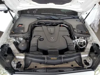 2019 Mercedes-Benz E 450 z VIN WDD1J6HBXKF108139, wystawiony jako Copart lot #58035605 z przebiegiem 44 987 mil mil oraz Szkoda całkowita • Salvage title. Historia ofert i sprzedaży dostępna na DreamBid. Obrazek 11.