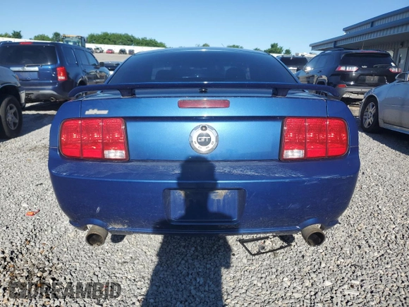 2007 Ford Mustang GT Deluxe z VIN 1ZVFT82HX75346652, wystawiony jako Copart lot #57259565 z przebiegiem 116 719 mil mil oraz Szkoda całkowita • Salvage title. Historia ofert i sprzedaży dostępna na DreamBid. Obrazek 6.