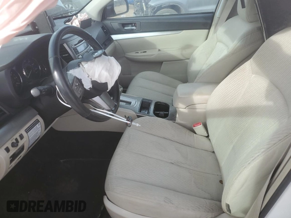 2010 Subaru Outback Premium z VIN 4S4BRCBC8A3360359, wystawiony jako Copart lot #48573965 z przebiegiem 163 989 mil mil oraz Szkoda całkowita • Salvage title. Historia ofert i sprzedaży dostępna na DreamBid. Obrazek 7.