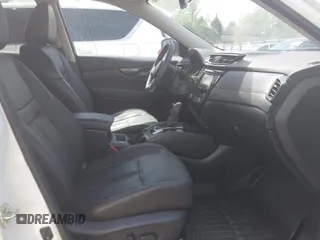 2019 Nissan Rogue SV with VIN 5N1AT2MT8KC805074, listed as a IAAI auction lot 42045982 with 16,705 mi miles and . Bid and sale history available at carsss.com. Image 5.
