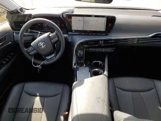 2022 Toyota Mirai XLE с VIN JTDAAAAA4NA007520, выставлен на аукционе Copart как лот 63800873 с пробегом 5 485 миль миль и . История ставок и продаж доступна на DreamBid. Изображение 8.