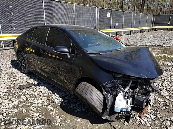 2020 Toyota Corolla SE with VIN JTDS4RCE2LJ004266, listed as a Copart auction lot 52421885 with 81,964 mi miles and Salvage Title. Bid and sale history available at carsss.com. Image 10.
