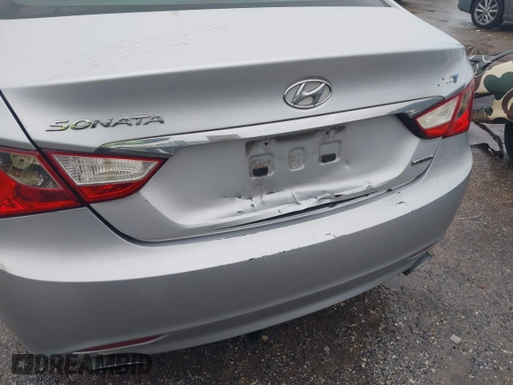 2011 Hyundai Sonata Limited with VIN 5NPEC4AB6BH295017, listed as a IAAI auction lot 41436827 with 179,204 mi miles and . Bid and sale history available at DreamBid. Image 6.