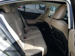 2021 Lexus ES with VIN 58ADZ1B10MU107152, listed as a Copart auction lot 48235555 with 39,221 mi miles and Salvage Title. Bid and sale history available at carsss.com. Image 10.