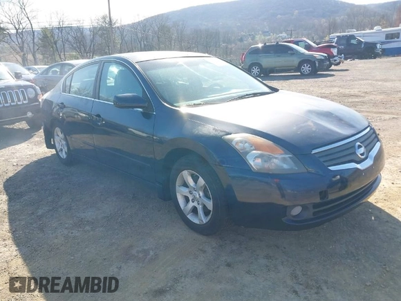 2008 Nissan Altima 2.5 S with VIN 1N4AL21E68C179999, listed as a IAAI auction lot 42068561 with 86,585 mi miles. Bid and sale history available at carsss.com. Image 1.
