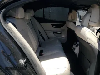 2022 Mercedes-Benz C 300 z VIN W1KAF4HB4NR036945, wystawiony jako Copart lot #52818815 z przebiegiem 6 068 mil mil oraz Szkoda całkowita • Salvage title. Historia ofert i sprzedaży dostępna na DreamBid. Obrazek 10.