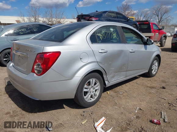 2015 Chevrolet Sonic LT with VIN 1G1JC5SH5F4212883, listed as a IAAI auction lot 41877786 with 91,941 mi miles and . Bid and sale history available at DreamBid. Image 4.