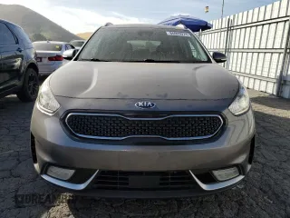 2018 Kia Niro Touring with VIN KNDCE3LC5J5132391, listed as a Copart auction lot 86009974 with 175,641 mi miles and Clean Title. Bid and sale history available at carsss.com. Image 5.