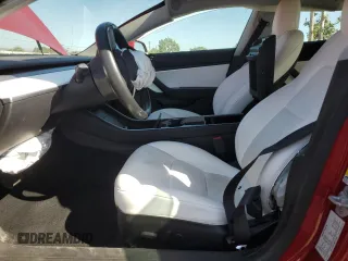 2019 Tesla Model 3 Mid Range z VIN 5YJ3E1EA3KF312453, wystawiony jako Copart lot #57841605 z przebiegiem 77 366 mil mil oraz Szkoda całkowita • Salvage title. Historia ofert i sprzedaży dostępna na DreamBid. Obrazek 7.