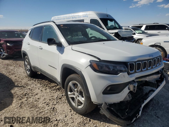 2023 Jeep Compass Latitude with VIN 3C4NJDBN5PT561987, listed as a Copart auction lot 49517465 with Not Provided miles and Salvage Title. Bid and sale history available at DreamBid. Image 4.