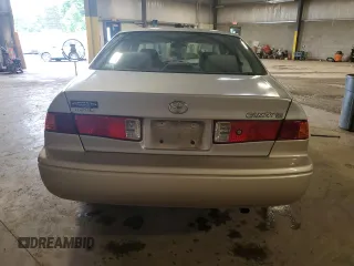 2001 Toyota Camry CE z VIN 4T1BG22K91U101946, wystawiony jako Copart lot #59685795 z przebiegiem 99 347 mil mil oraz Szkoda całkowita • Salvage title. Historia ofert i sprzedaży dostępna na DreamBid. Obrazek 6.