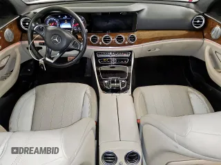 2017 Mercedes-Benz E 300 Luxury with VIN WDDZF4JB7HA048166, listed as a Copart auction lot 60746955 with 112,553 mi miles and Clean title. Bid and sale history available at DreamBid. Image 8.