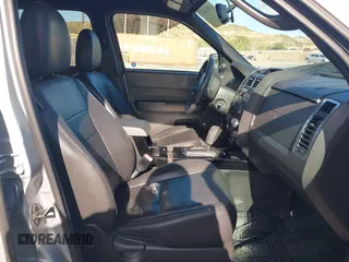2012 Ford Escape Limited with VIN 1FMCU0EG0CKA30496, listed as a IAAI auction lot 41902437 with 208,934 mi miles and . Bid and sale history available at carsss.com. Image 5.