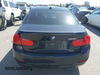 2013 BMW 3 Series 328i with VIN WBA3C1C59DF443846, listed as a IAAI auction lot 41932475 with 88,721 mi miles. Bid and sale history available at carsss.com. Image 15.