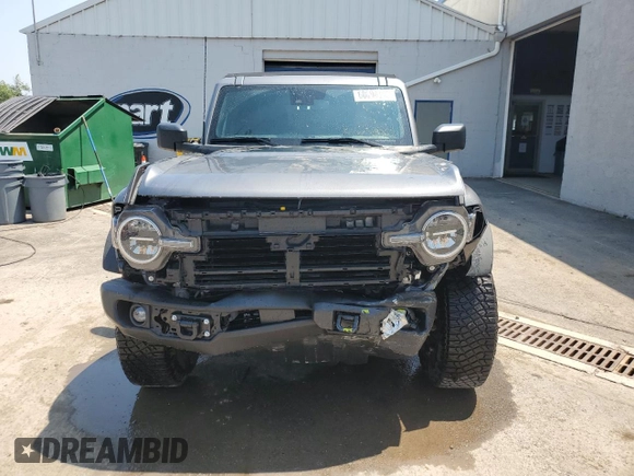 2023 Ford Bronco с VIN 1FMEE5DH2PLB21489, выставлен на аукционе Copart как лот 60690365 с пробегом 14 326 миль миль и Списание • Salvage title. История ставок и продаж доступна на DreamBid. Изображение 5.