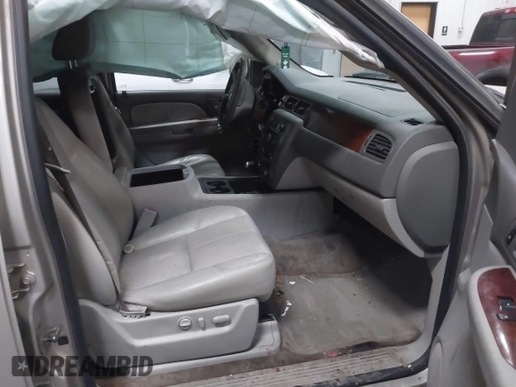 2009 GMC Yukon SLT 4SB with VIN 1GKFK33049R248377, listed as a IAAI auction lot 41702289 with 254,553 mi miles and . Bid and sale history available at DreamBid. Image 5.