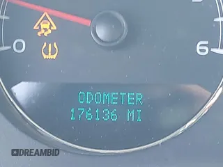2007 Chevrolet Suburban LTZ с VIN 3GNFK16357G109210, выставлен на аукционе IAAI как лот 41990278 с пробегом 176 136 миль миль и . История ставок и продаж доступна на DreamBid. Изображение 13.
