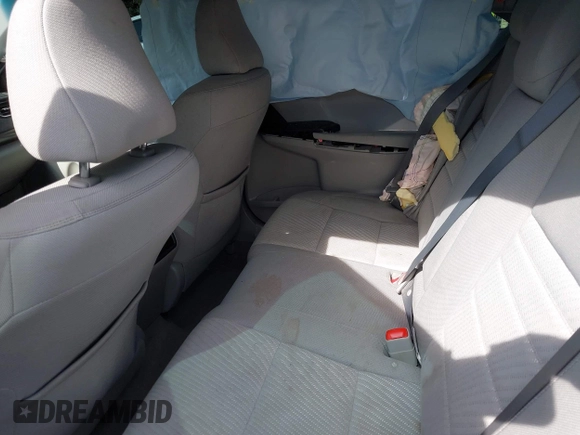 2017 Toyota Camry XLE z VIN 4T1BF1FK0HU403059, wystawiony jako IAAI lot #42112842 z przebiegiem 99 782 mil mil oraz . Historia ofert i sprzedaży dostępna na DreamBid. Obrazek 8.