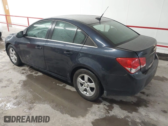 2014 Chevrolet Cruze 1LT z VIN 1G1PC5SB6E7178357, wystawiony jako IAAI lot #41724931 z przebiegiem 122 786 mil mil oraz . Historia ofert i sprzedaży dostępna na DreamBid. Obrazek 3.