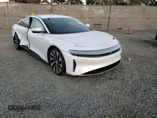 2023 Lucid Air Touring z VIN 50EA1TEA3PA002281, wystawiony jako Copart lot #82719864 z przebiegiem Nie podano mil oraz Szkody całkowita. Historia ofert i sprzedaży dostępna na DreamBid. Obrazek 10.