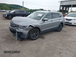 2023 Volkswagen Tiguan SE with VIN 3VV3B7AX1PM137324, listed as a IAAI auction lot 42378045 with 35,187 mi miles and . Bid and sale history available at DreamBid. Image 18.