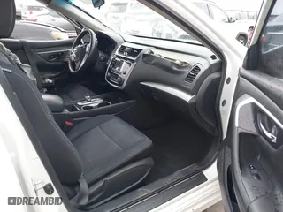 2018 Nissan Altima 2.5 SV with VIN 1N4AL3AP9JC276255, listed as a IAAI auction lot 41700116 with 1 mi miles. Bid and sale history available at carsss.com. Image 5.