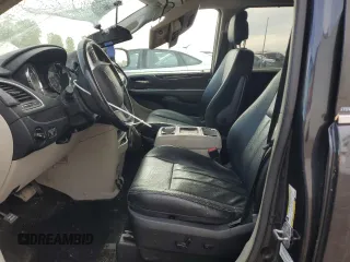 2014 Chrysler Town & Country Touring z VIN 2C4RC1BG8ER316628, wystawiony jako Copart lot #58414065 z przebiegiem 180 084 mil mil oraz Szkoda całkowita • Salvage title. Historia ofert i sprzedaży dostępna na DreamBid. Obrazek 7.