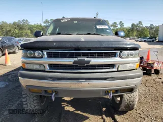 2003 Chevrolet Suburban LT with VIN 1GNEC16Z63J237235, listed as a Copart auction lot 52782285 with 241,272 mi miles and Salvage Title. Bid and sale history available at carsss.com. Image 5.