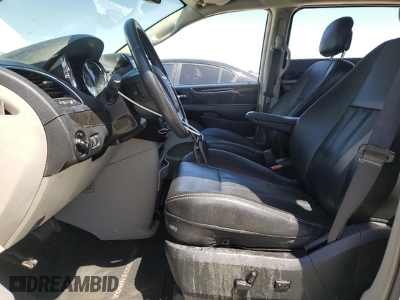 2015 Chrysler Town & Country Touring with VIN 2C4RC1BG9FR552903, listed as a Copart auction lot 56419075 with 195,484 mi miles and Clean Title. Bid and sale history available at DreamBid. Image 7.