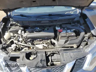 2016 Nissan Rogue SV z VIN 5N1AT2MV9GC860271, wystawiony jako Copart lot #55862815 z przebiegiem 263 687 mil mil oraz Szkoda całkowita • Salvage title. Historia ofert i sprzedaży dostępna na DreamBid. Obrazek 12.