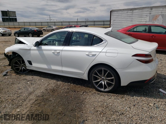 2023 Genesis G70 2.0T z VIN KMTG34TA6PU131925, wystawiony jako Copart lot #52611895 z przebiegiem 30 474 mil mil oraz Szkody całkowita. Historia ofert i sprzedaży dostępna na DreamBid. Obrazek 2.
