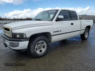1997 Dodge 1500 z VIN 3B7HC13Z3VG834597, wystawiony jako Copart lot #44809715 z przebiegiem 206 707 mil mil oraz Czysty tytuł • Clean title. Historia ofert i sprzedaży dostępna na DreamBid. Obrazek 1.