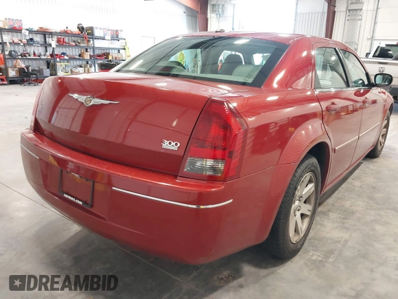 2007 Chrysler 300 Touring with VIN 2C3KA53G57H835209, listed as a IAAI auction lot 42173632 with 115,284 mi miles and . Bid and sale history available at DreamBid. Image 4.