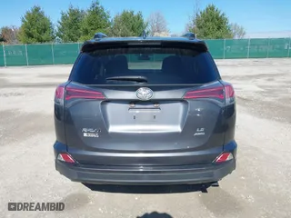 2018 Toyota RAV4 LE with VIN JTMBFREV8JJ208977, listed as a IAAI auction lot 41885547 with 66,263 mi miles. Bid and sale history available at carsss.com. Image 16.