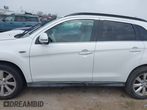 2015 Mitsubishi Outlander Sport 2.4 GT with VIN 4A4AP4AW0FE029030, listed as a IAAI auction lot 41782629 with 230,670 mi miles. Bid and sale history available at carsss.com. Image 14.
