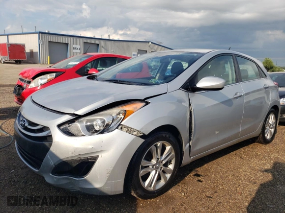 2014 Hyundai Elantra GT with VIN KMHD35LH1EU184769, listed as a Copart auction lot 61756033 with 71,615 mi miles and Salvage Title. Bid and sale history available at carsss.com. Image 1.